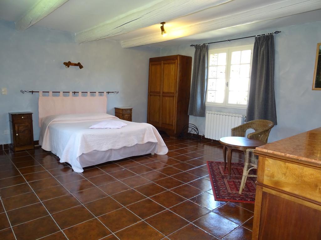 Hotel Domaine De La Grange Neuve La Roque-sur-Pernes Esterno foto