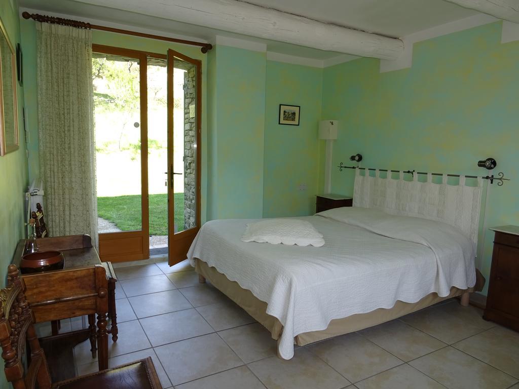 Hotel Domaine De La Grange Neuve La Roque-sur-Pernes Esterno foto