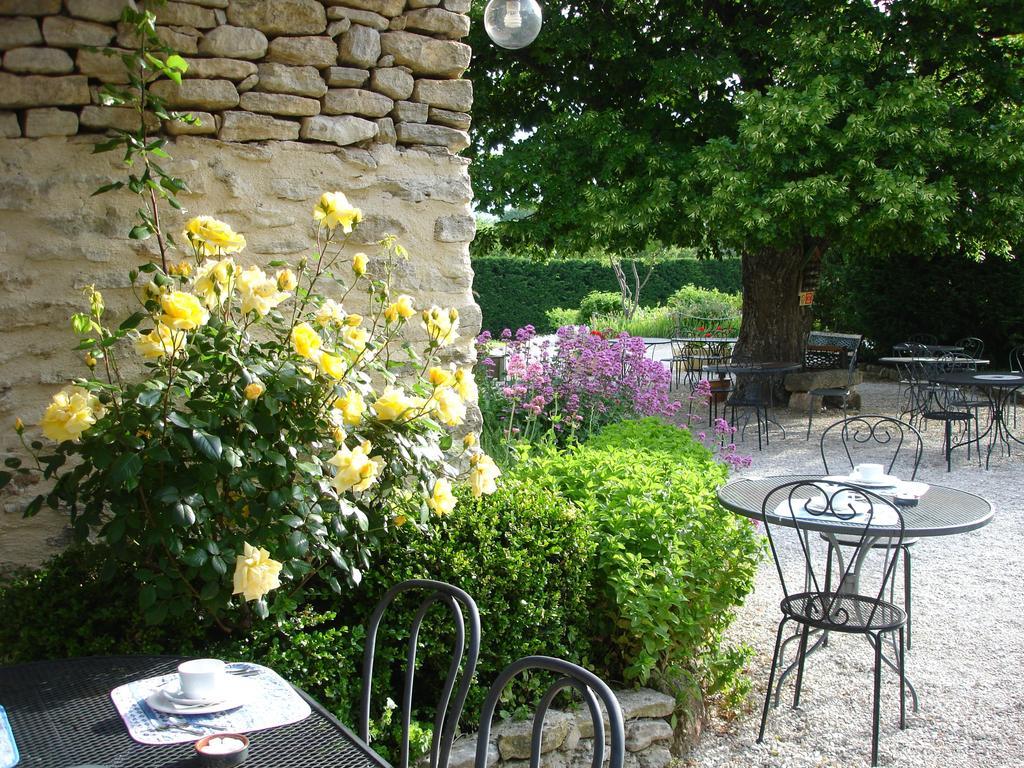 Hotel Domaine De La Grange Neuve La Roque-sur-Pernes Esterno foto