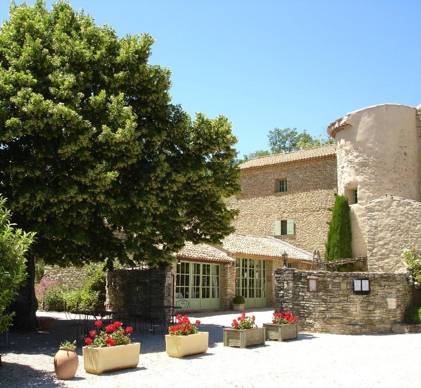 Hotel Domaine De La Grange Neuve La Roque-sur-Pernes Esterno foto